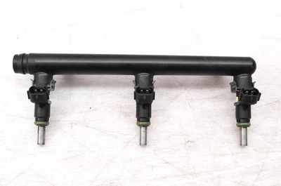 17 Ski-Doo MXZ TNT 1200 Fuel Rail & Injectors 129" - Image 1 of 4