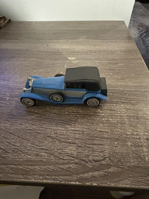 Matchbox Models of Yesteryear Y-4 1930 Model J Duesenberg Town Car 1976 blue EX - Image 1 of 4