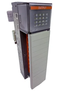 Allen Bradley 1746-OW16 /C Output Module SLC500 - Picture 1 of 4