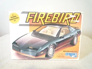 MPC : FIREBIRD ~ 1/25 SCALE ~ MODEL CAR KIT ~ DATED 1982 ~ FACTORY SEALED! - Picture 1 of 4