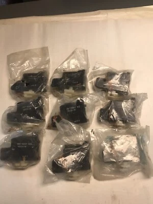 Relé de poste Reliance Josyln Clark, 76624-W N.C. Lote De 9 447-9047 N.C Foto 1 de 4