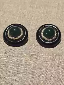 Orecchini Vintage Ciner Clip-On Verde Cabochon Smalto Nero #1455 - Foto 1 di 6