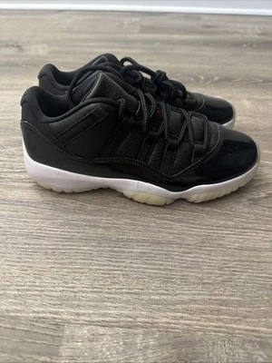 Talla 9 - Jordan 11 Retro Bajo 72-10 Foto 1 de 4