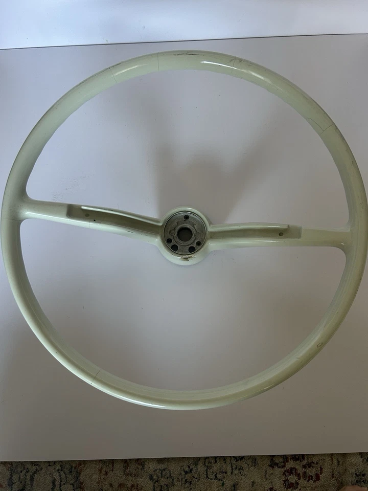 Volante vintage Volkswagen VW blanco Foto 1 de 4