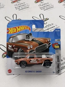 DIE CAST " '62 CORVETTE GASSER " 7/10 HW DRAG STRIP HOT WHEELS SCALA 1/64 - Foto 1 di 2