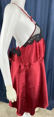 "3X Camisón Rojo Vestido sin Mangas Fredericks of Hollywood Tirantes Cerradura 48"" Busto" Foto 1 de 4