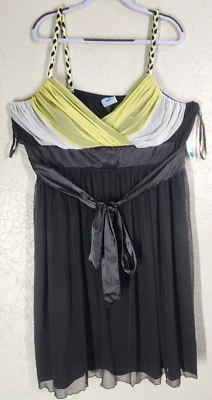 APNY Vestido Solero Mujer 3X Negro Amarillo y Blanco Detalle Delantero Lazo Nuevo Con Etiquetas Foto 1 de 4