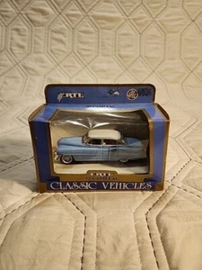 ERTL 1/43 Scale #2541 '52 Cadillac - Blue White Die Cast Metal Classic Car New - Picture 1 of 14