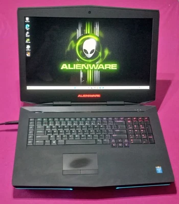 Laptop Dell Alienware 18 I7-4900mq 2.8-4Ghz 32GB 512GB SSD NVIDIA RTX 3000 AX210 Foto 1 de 4