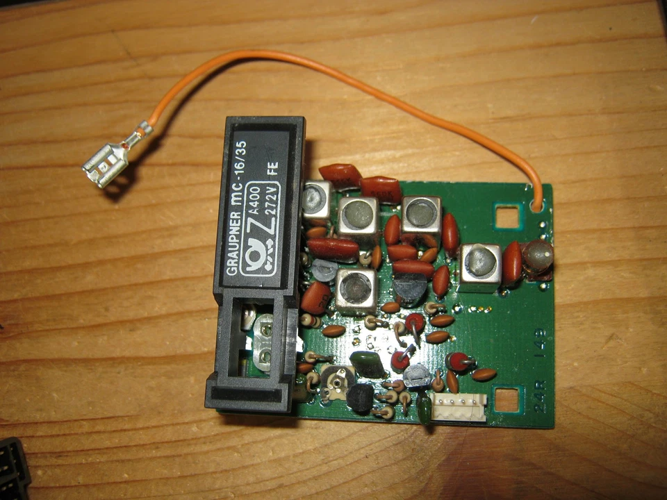 Graupner Sender HF Modul 35 Mhz A- Band MC 16 MC 16/20 u.a. - Bild 1 von 1