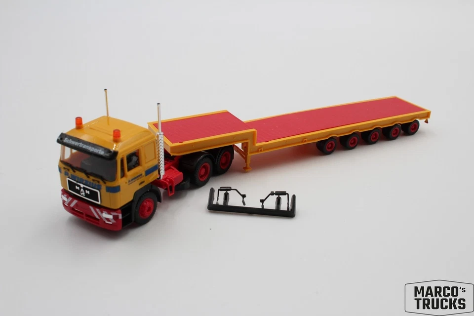 Herpa MAN F2000 low loader 3a/5a “P. Wirzius” Felbermayr 1:87 /H25146 - Image 1 of 1