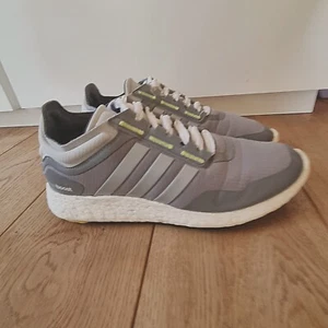 Adidas Boost Laufschuhe Gr. UK 5.5 / 38/38.5 - Bild 1 von 8