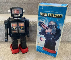 INTERPUR - MOON EXPLORER - ROBOTER SPACEMAN - BAT OP - HONGKONG - VERPACKT 🙂 - Bild 1 von 3