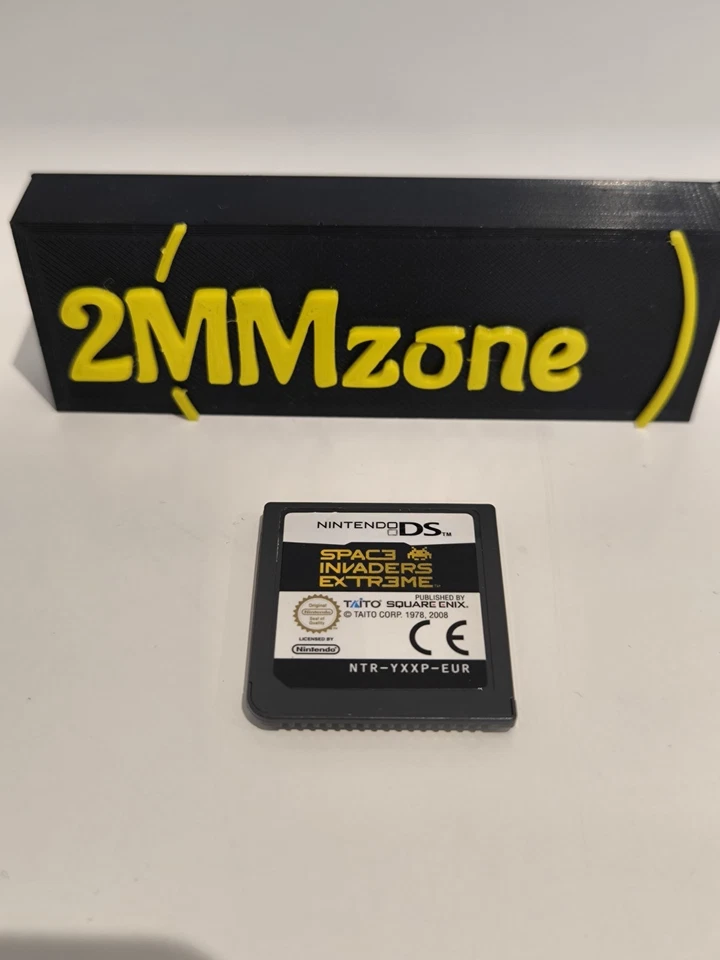 Space Invaders Extreme (Nintendo DS, 2008) - European Version - Image 1 of 1