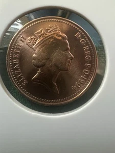 1994 Great Britain 1 Penny Coin - KM#935A - (Item 369) - Picture 1 of 5