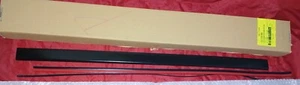 Land Rover OEM Defender L663 2020+ Gloss Black Fixed Left Right Window Trim New - Picture 1 of 2
