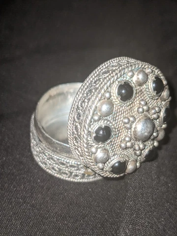 Japan .925 Sterling Silver Pill Box Ring Container Cover