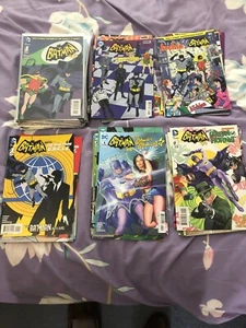 BATMAN '66 1-30...BATMAN '66 MEETS X 5 Complete Sets ALL VFN/NM, DC COMICS. - Bild 1 von 13