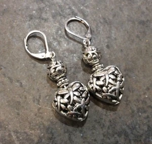 Silver Filigree Puffed Heart Earrings with Dragonfly detail Sterling leverbacks - Picture 1 of 4