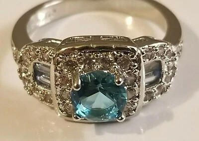 Anillo Swiss Blue Lab Creado Topacio en Oro Blanco 14K Superpuesto Talla 7 Foto 1 de 4