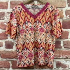 Camicia Chico's donna extra large 3 multicolore Ikat scollo a V orlo all'uncinetto boho - Foto 1 di 9