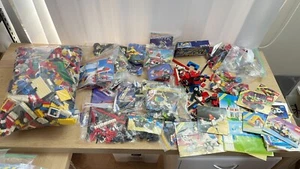 LEGO - VINTAGE BULK w/figures & books - 8.7kgs - Space, Paradise, Technics + - Picture 1 of 12