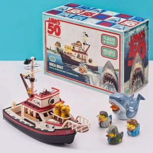 TUBBZ 1ª EDICIÓN PELÍCULA Mandíbulas Orca Barco Gigante XL 5 piezas Coleccionable Pato Jeep - Imagen 1 de 9