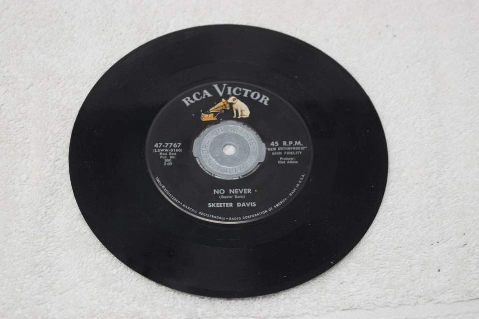 Skeeter Davis-No Never/I'm Falling Too, RCA Victor 7767, EX - Image 1 of 4