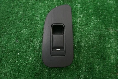 Dodge Avenger 2013 lado derecho del pasajero interruptor de ventana OEM 04602933AA Foto 1 de 4