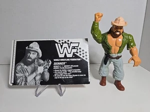 WWF 1992 Hasbro Skinner Series 5 WWE Wrestling Figure Working Action W/ Bio Card - Picture 1 of 7