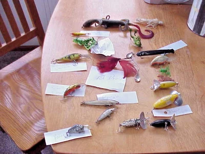 Лот из 19 винтажных рыболовных приманок лягушка рыба дьявол Рапала повстанец Арбогаст ++ - Изображение 1 из 4