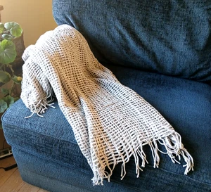 Manta de Cachemira Lana Suave-Marshall Fields-NUEVA con Etiquetas-50x60" Gris-Fringe - Imagen 1 de 7