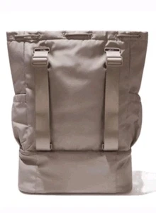 Borsa palestra Beyond Yoga convertibile tote o zaino scomparto scarpe nuova con etichetta - Foto 1 di 5