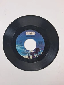 45 RPM Vinyl Record Quiet Riot Cum on Feel the Noize VG - Picture 1 of 4