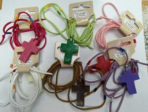 6 Assorted Thread of Faith Cross Necklaces with leather cord & plastic Cross - Bild 1 von 8