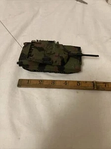 Tanque armadura de bolsillo KYOSHO - Imagen 1 de 14