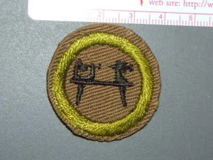 Insignia de mérito Boy Scout madera torneado circa '36-45 bronceado estrecho 4365M - Imagen 1 de 1