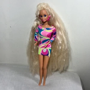 Vintage Totally Hair Barbie 1991 With Earrings And Dress - Picture 1 of 17