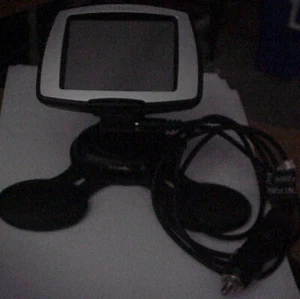 Garmin StreetPilot c330 Kfz-GPS mit Kfz-Ladegerät Adapter-Basis.. Produktbündel - Bild 1 von 7