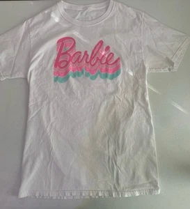 T-shirt donna Barbie manica corta bianca con logo rosa - Foto 1 di 3