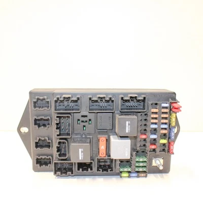 Scatola fusibili JAGUAR XK Coupe X150 6W8314A073BC 4.2 benzina 218kw 33151018 - Immagine 1 di 4