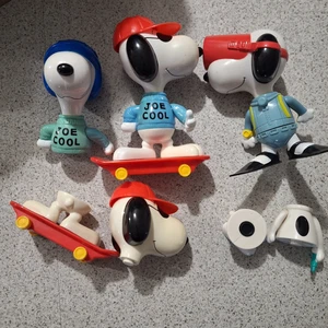 Snoopy, Joe Cool McDonald’s Collectable Toys, spares - (Peanuts) 18cms - Picture 1 of 5