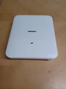 SAMSUNG 4G LET NETWORK EXTENDER 2 SLS-BU10G - Photo 1 sur 5