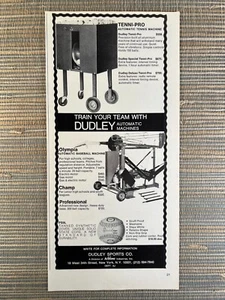 Dudley Máquinas Automáticas Tenis Béisbol Nueva York 1972 Anuncio Impreso De Colección - Imagen 1 de 1