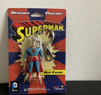 Chaveiro Superman DC Comics mosquetão dobrável posável NJ croce novo na caixa - Imagem 1 de 4