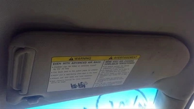 Parasol para pasajeros iluminado sedán de 4 puertas para Infiniti G37 112959 09-13 Foto 1 de 4