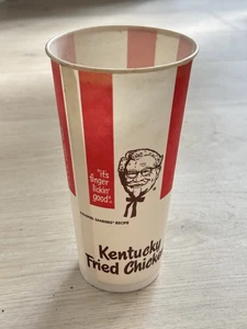 NEW Unused 1969 Kentucky Fried Chicken Waxed Paper Drinking Cup 24 oz DIXIE CUP - Picture 1 of 6