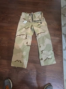 Military  Issue Cold Weather  Pants Size Small Cold Weather  Camo Gore New - Picture 1 of 3