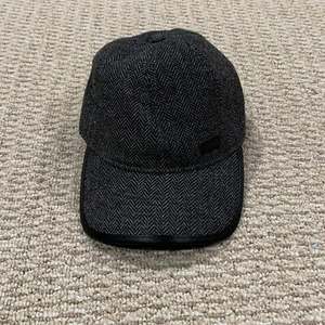 Levi’s Grey Painter’s Style Cap 100% Cotton. Adjustable Strap Back. Pre Owned - Picture 1 of 5