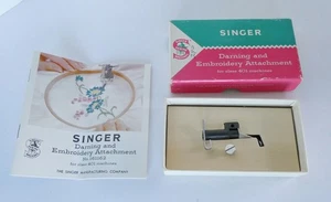 Vintage Singer Stopf- und Stickaufsatz #161162 für 401 Nähmaschinen - Bild 1 von 4